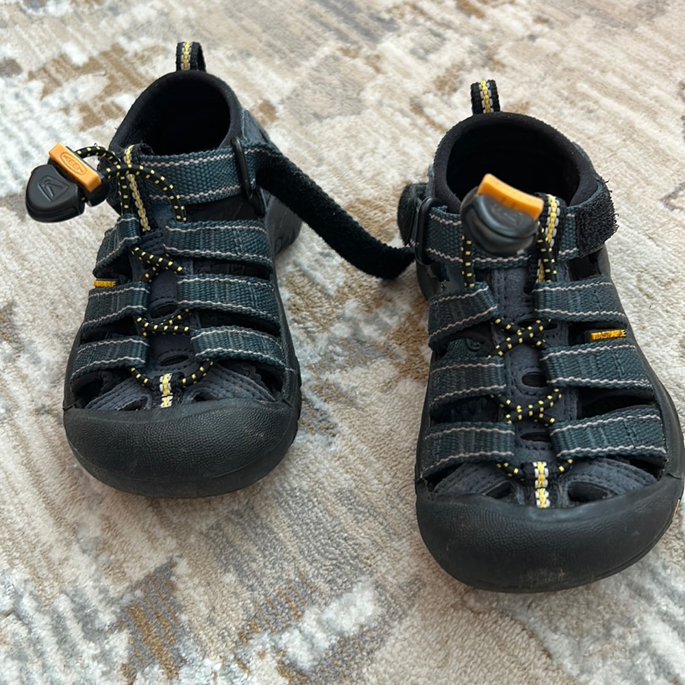 Keen Washable Velcro Sport Sandals